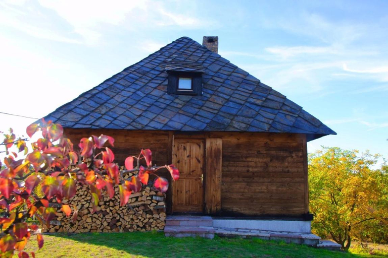 Others 5, Cabin Menka, Užice