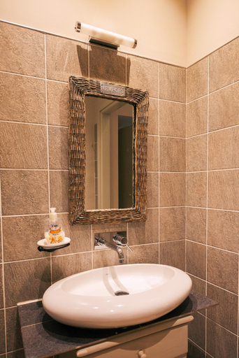 Bathroom 2, Boutique Hotel Casa Grimaldi, Macerata