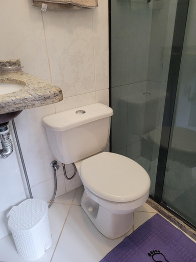 Bathroom 2, Santo Mirante Hostel, Rio de Janeiro