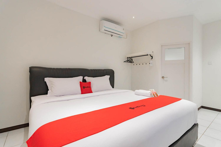Bedroom 8