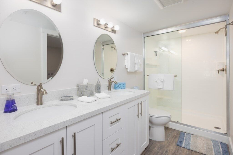 Bathroom, Pelicans Roost 104 2 Bedroom Condo, Lee