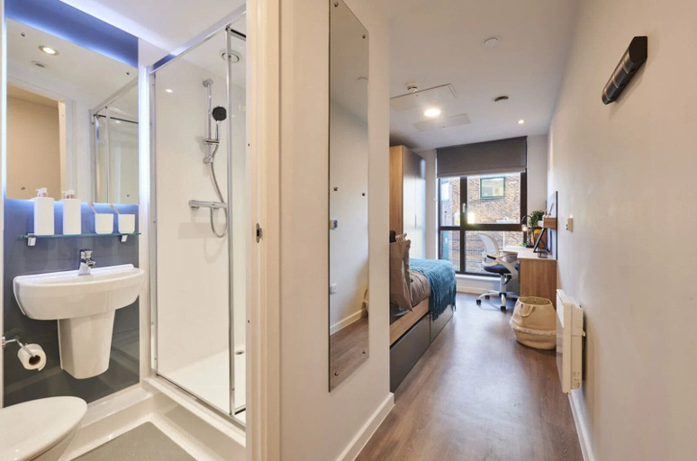 Bathroom 3, For Students Only Nottingham, Nottingham