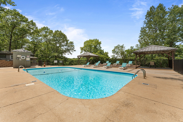 Sport & Beauty 5, Ne16-2 Sleepy Bear Camp 2 Bedroom Condo, Stone