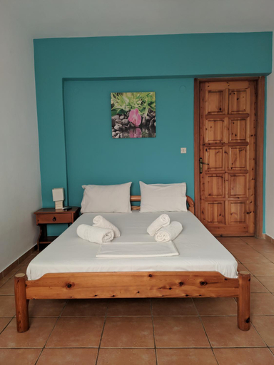 Others 4, Oasis Apartments, Peloponnese
