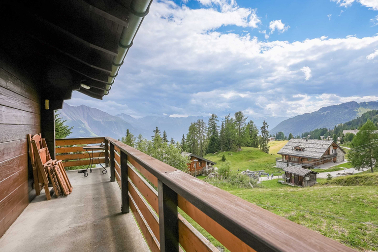 Others 4, Chalet Lieke, Raron