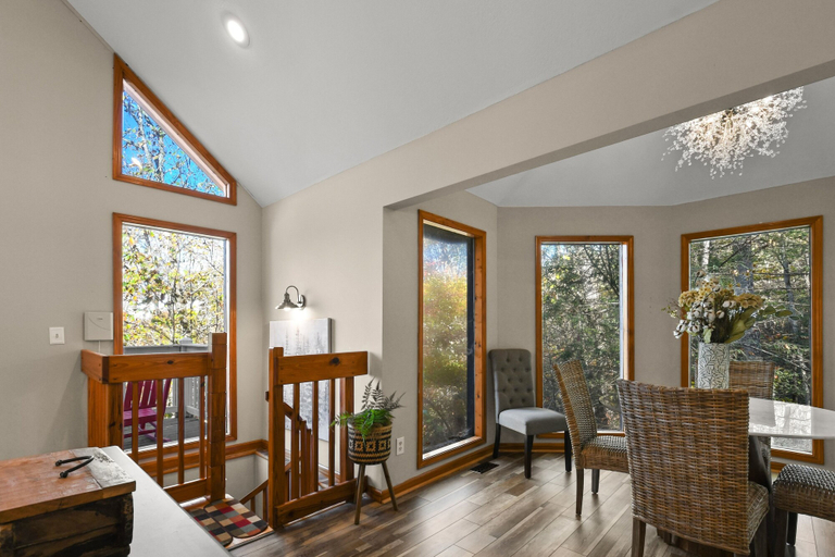 Others 5, Abby's Hillside Happiness 2 Bedroom Cabin, Sevier