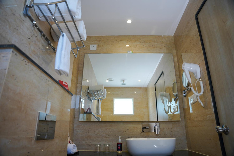 Bathroom 4