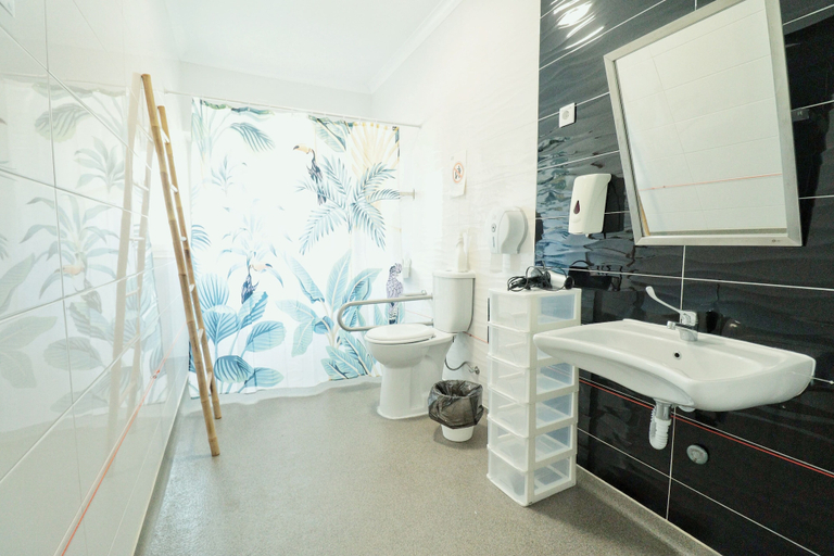 Bathroom 3, Jardins de São Luís, Setúbal