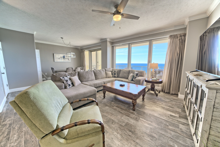 Others 1, Unit 2304 2 Bedroom Condo by RedAwning