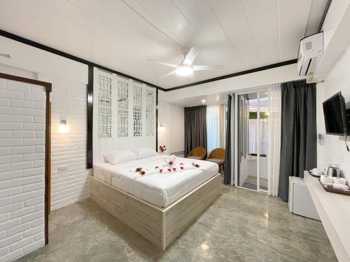 Bedroom 8