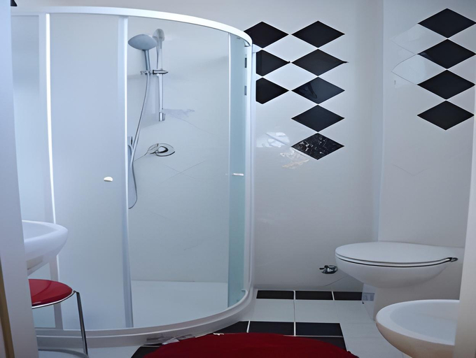 Bathroom 3, B&B Dei Cavalieri, Pisa