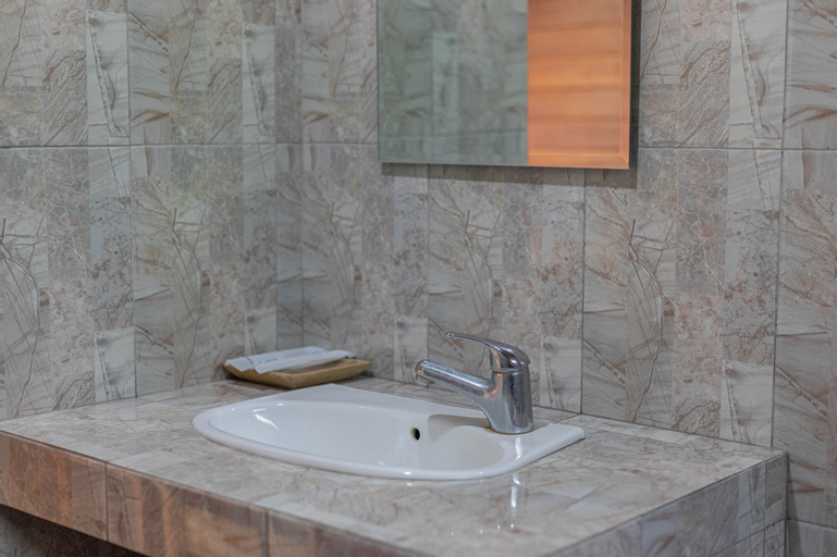 Bathroom 6