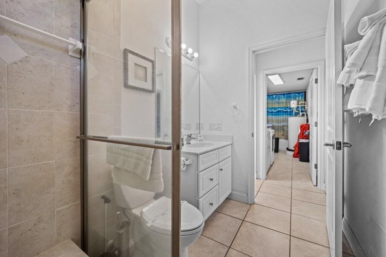 Bathroom 4, Beach Arcade - Palm Coast, Florida 4 Bedroom Home, Flagler