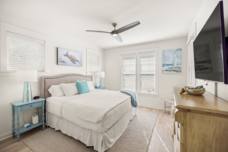 Bedroom 3, 1332 Laurel Grove 3 Bedroom Home by RedAwning, Walton