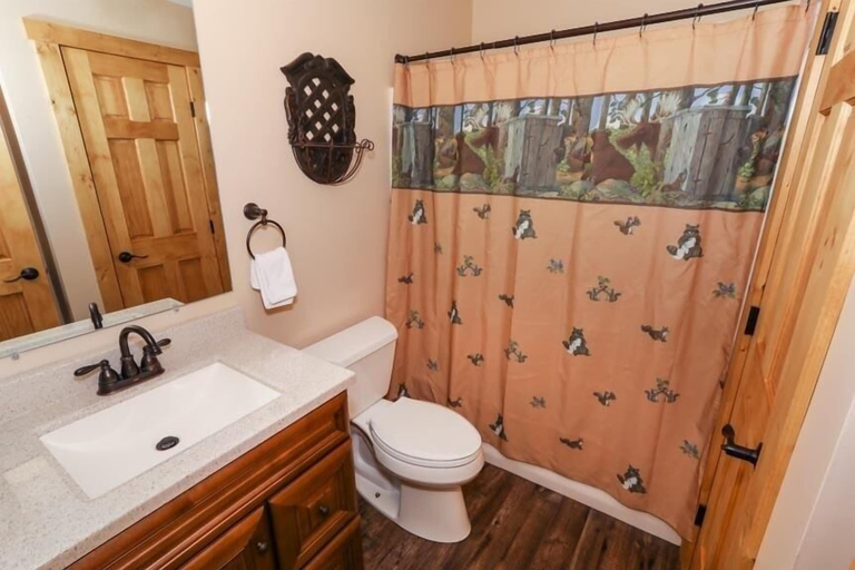 Bathroom 3, Seven Springs 2 BR Premium Condo, Walk to Slopes by RedAwnin, Somerset