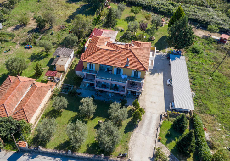 Others 4, Villa Tsitreli, Central Macedonia