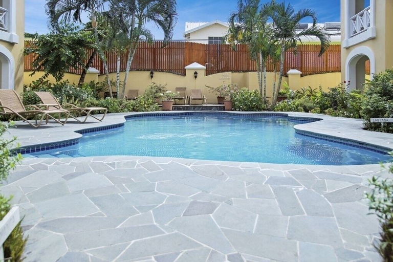 Sport & Beauty, Waterfront 2-bed Townhouse - Harbour 17 2 Bedroom Townhouse by RedAwning
