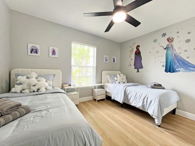 Bedroom 2, Stardust Villa 4 Bedroom Home by RedAwning, Osceola