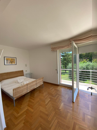 Others 5, Domus, Latina