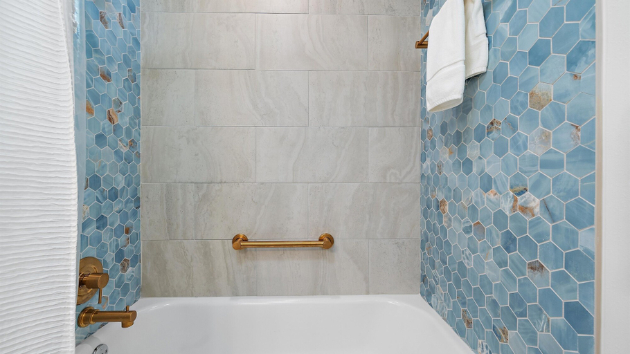 Bathroom 4, Just Beachy 2 Bedroom Condo by RedAwning, Manatee