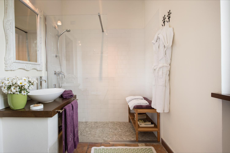 Bathroom 4, San Giacomo Horses & Agriturismo, Milano