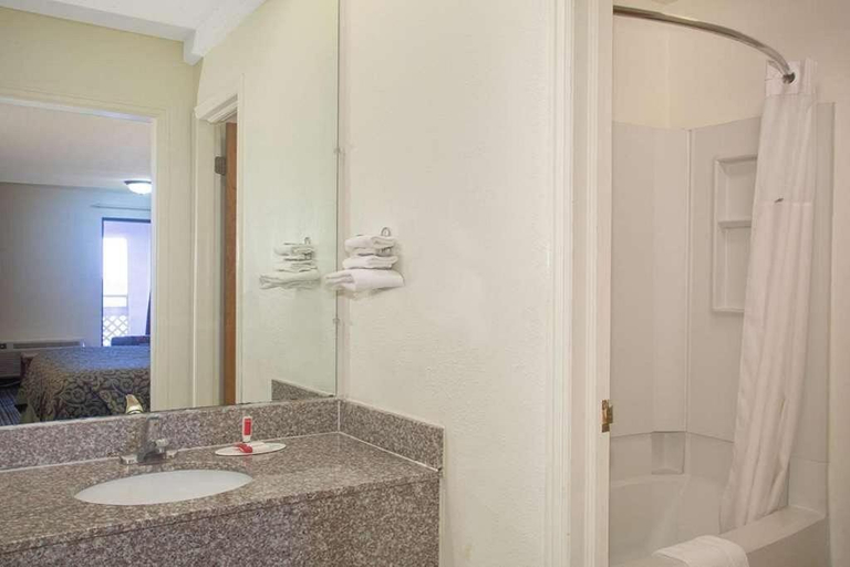Others 5, Economy Hotel Wichita- Florence St., Sedgwick