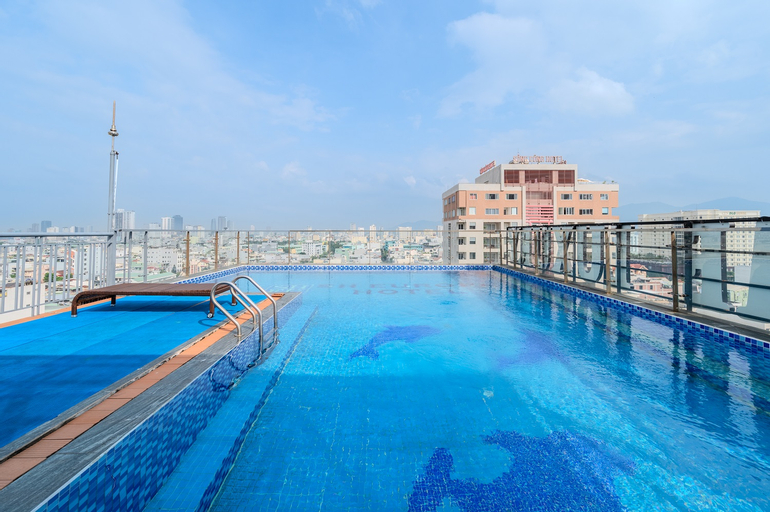 Swimming Pool 3