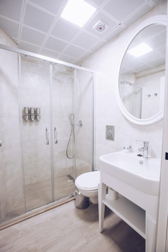 Bathroom 5, Princess Kinli Suites Hotel, Marmaris