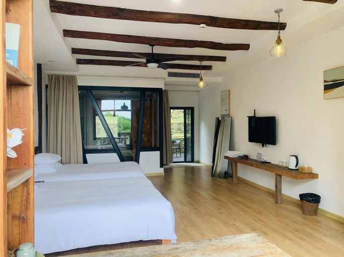 Bedroom 12