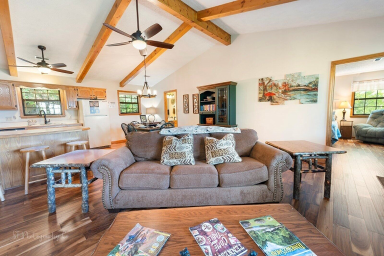 Others 5, Little Little 2 Bedroom Cabin by RedAwning, Sevier