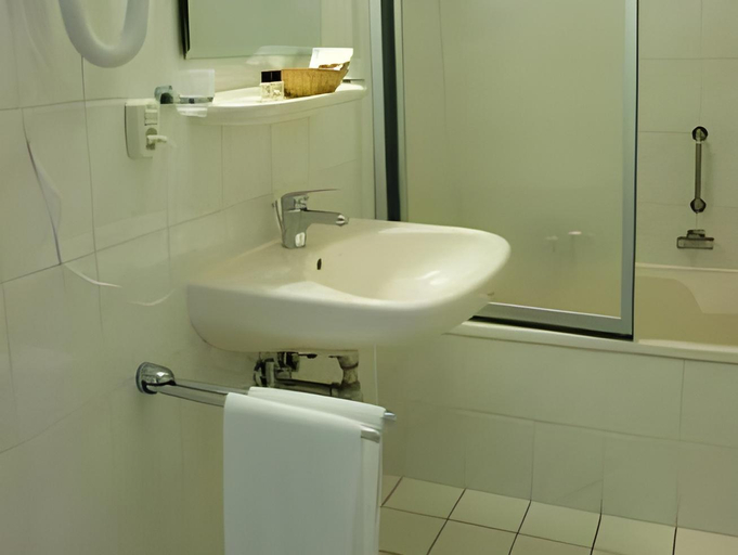 Bathroom 3, Boutique Hotel Jersey, Goes