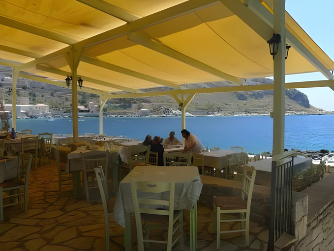 Food & Drinks 5, Kourmas Suites, Peloponnese