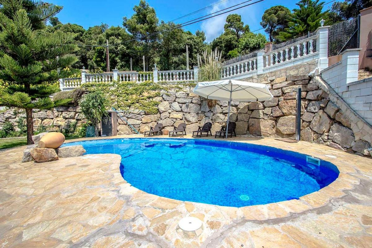 Others 4, Swiss style villa near Barcelona 10min to beach, Barcelona