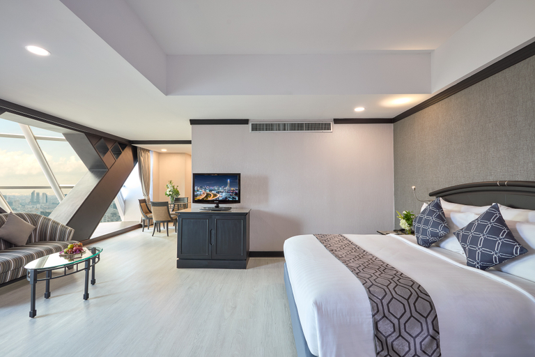 Bedroom 8