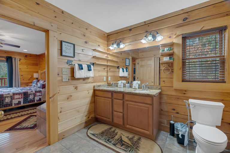 Bathroom 3, Walden's Ridge Cabin 4 Bedroom Cabin, Sevier