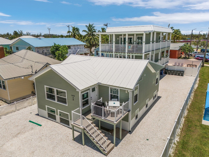 Exterior & Views 2, Coconut Sunsets A & B on Estero Blvd, 7 Bedroom Hom by RedAwning, Lee