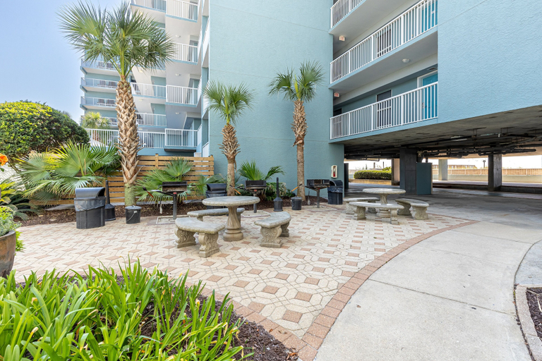 Exterior & Views 2, Islander Beach Resort 302 Condo by RedAwning, Okaloosa