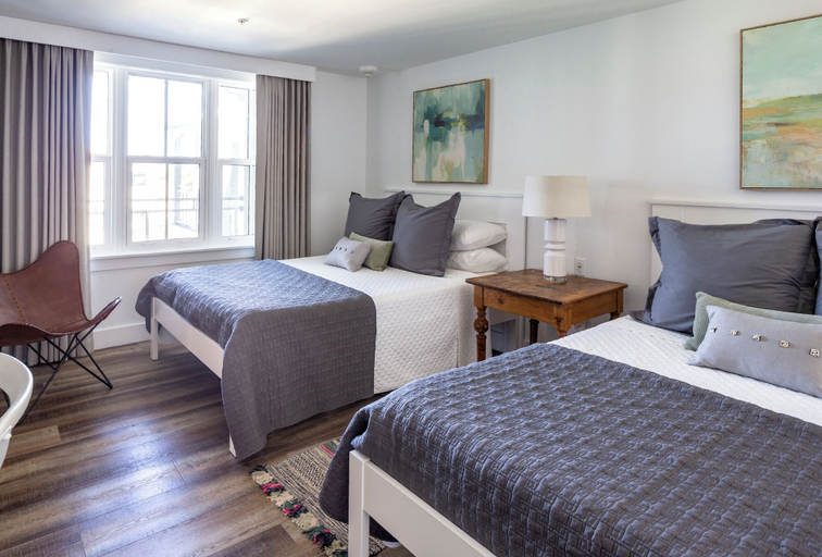 Bedroom 1, Berkeley Beach Club, Pinellas