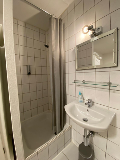 Others 3, Swan Rooms, Nürnberg