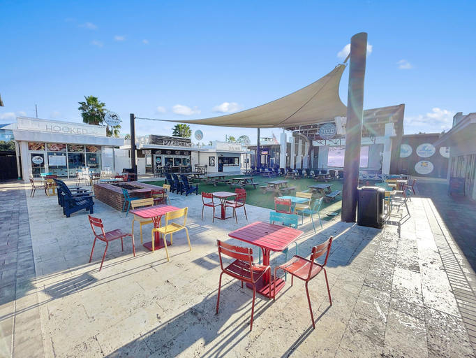 Food & Drinks 5, The Breezeway - 2 Br condo by RedAwning, Walton