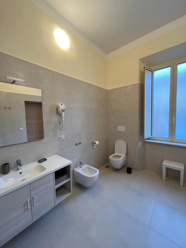 Bathroom 3, IN CENTRO Rooms and Apartments, Frosinone