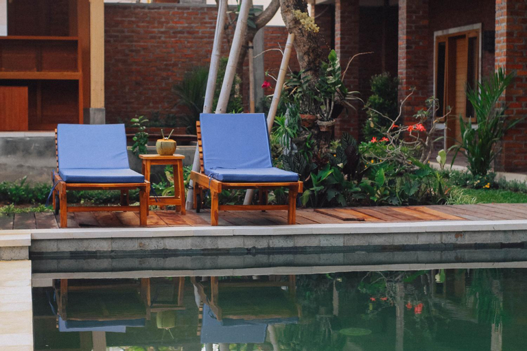 Swimming Pool 2