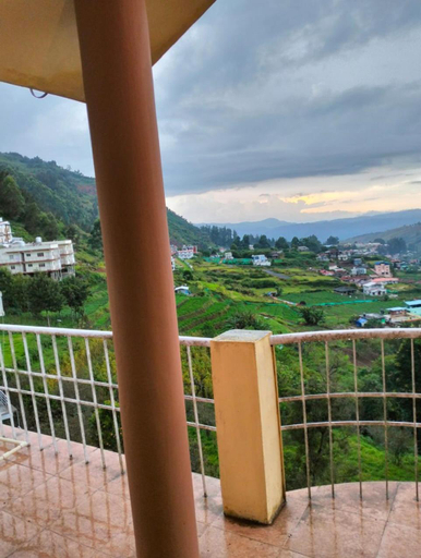 Balcony/terrace 4, Thangam Cottage, Dindigul
