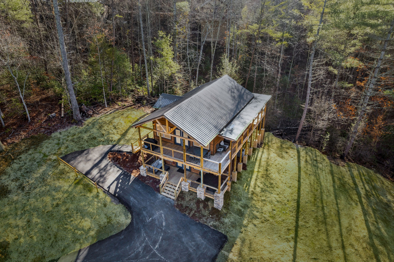 Others 5, Hillside Hideaway 3 Bedroom Cabin by RedAwning, Sevier