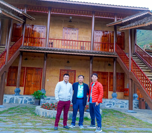 H'mong Village Resort Ha Giang, Quản Bạ