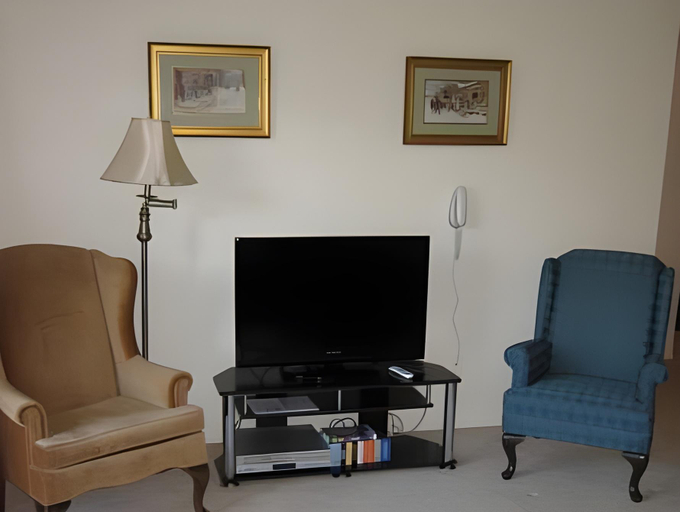 Others 5, Rosedale Manor, Cowichan Valley