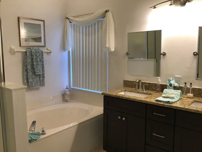Bathroom 4, Julliard Villa 4 Bedroom Home by RedAwning, Polk