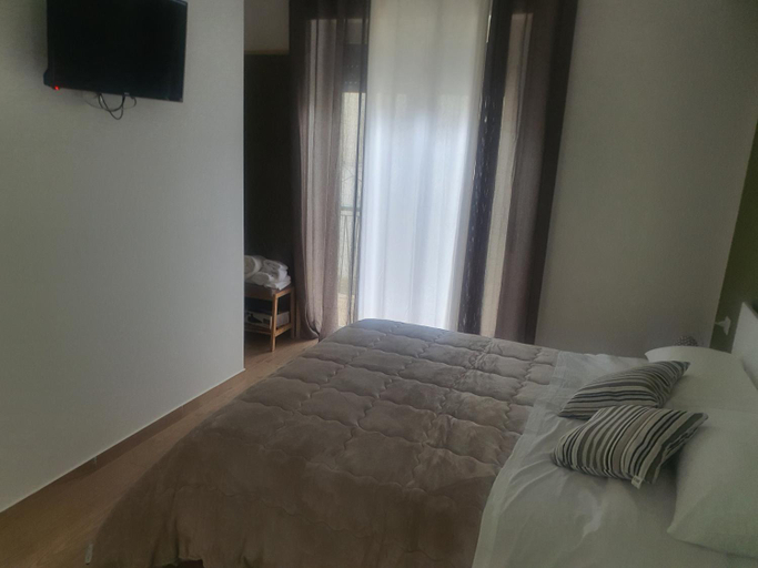 Others 5, G&G Home, Cosenza