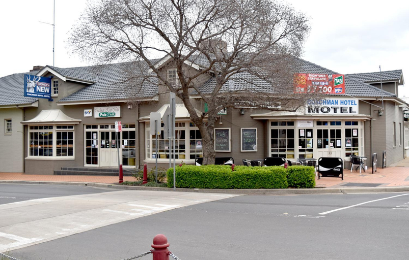 Exterior 7