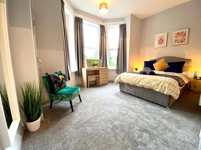 Bedroom 12